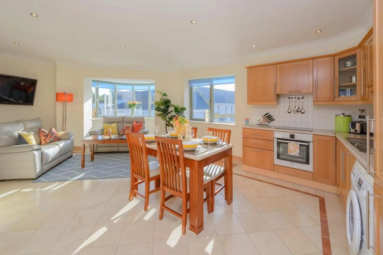 Park Place Apartments Килларни Апарт-отель
