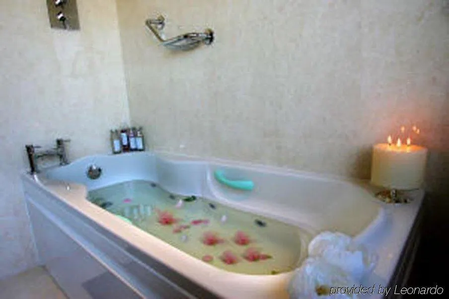 Park Place Apartments Килларни 4*,
